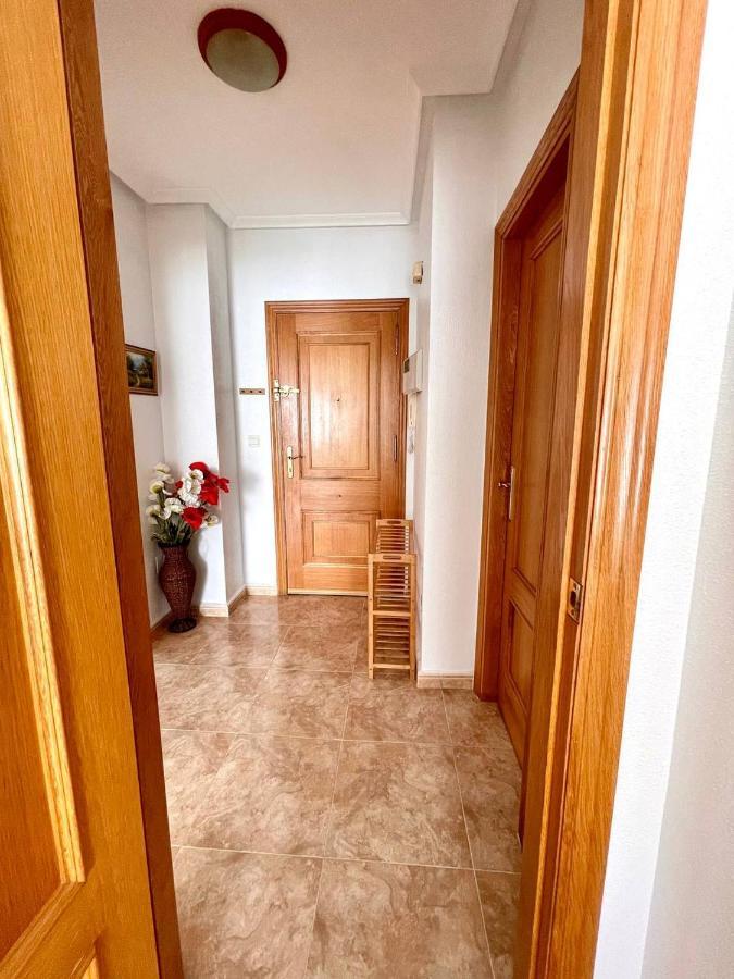 El Terremoto Apartment Торрев'єха Екстер'єр фото